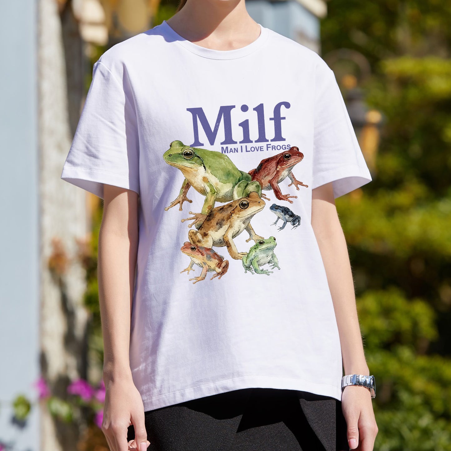Camiseta divertida con el juego de palabras "Hombre, me encantan las ranas" (MILF) - Camiseta gráfica para amantes de las ranas