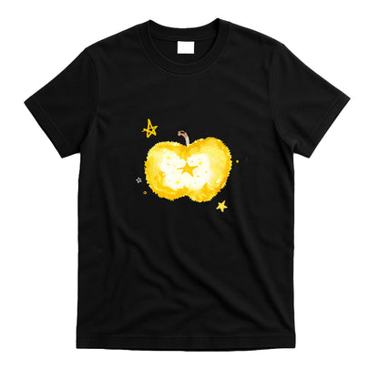 Camiseta gráfica de manzana con estrella incrustada (blanco y negro): camiseta informal de manga corta, artística y de ensueño